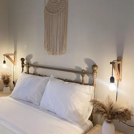 Bohemian Villa Paradeísion