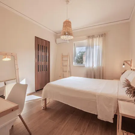 Bohemian Paradise باراديسيون